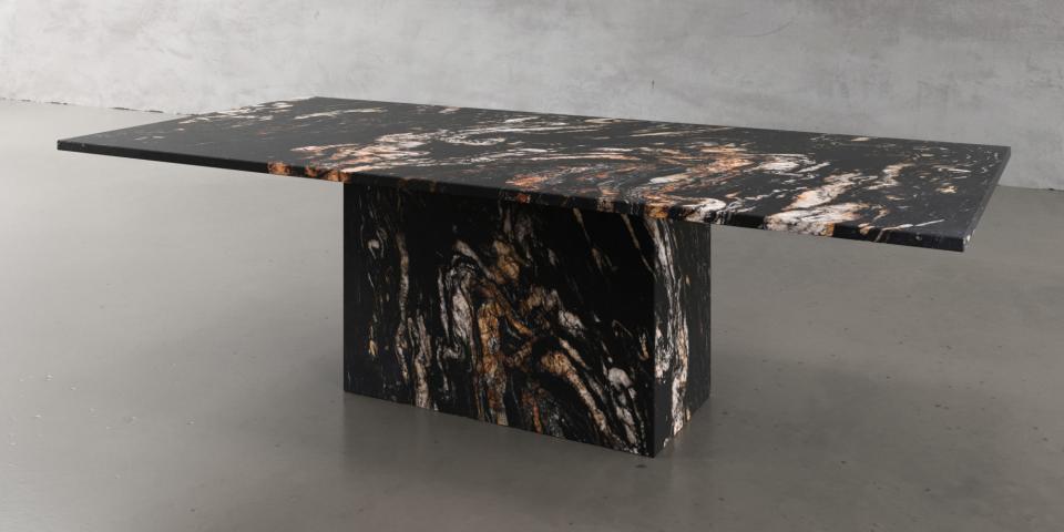 Luxuriöser Säulentisch Cosmic Black Granit E118 